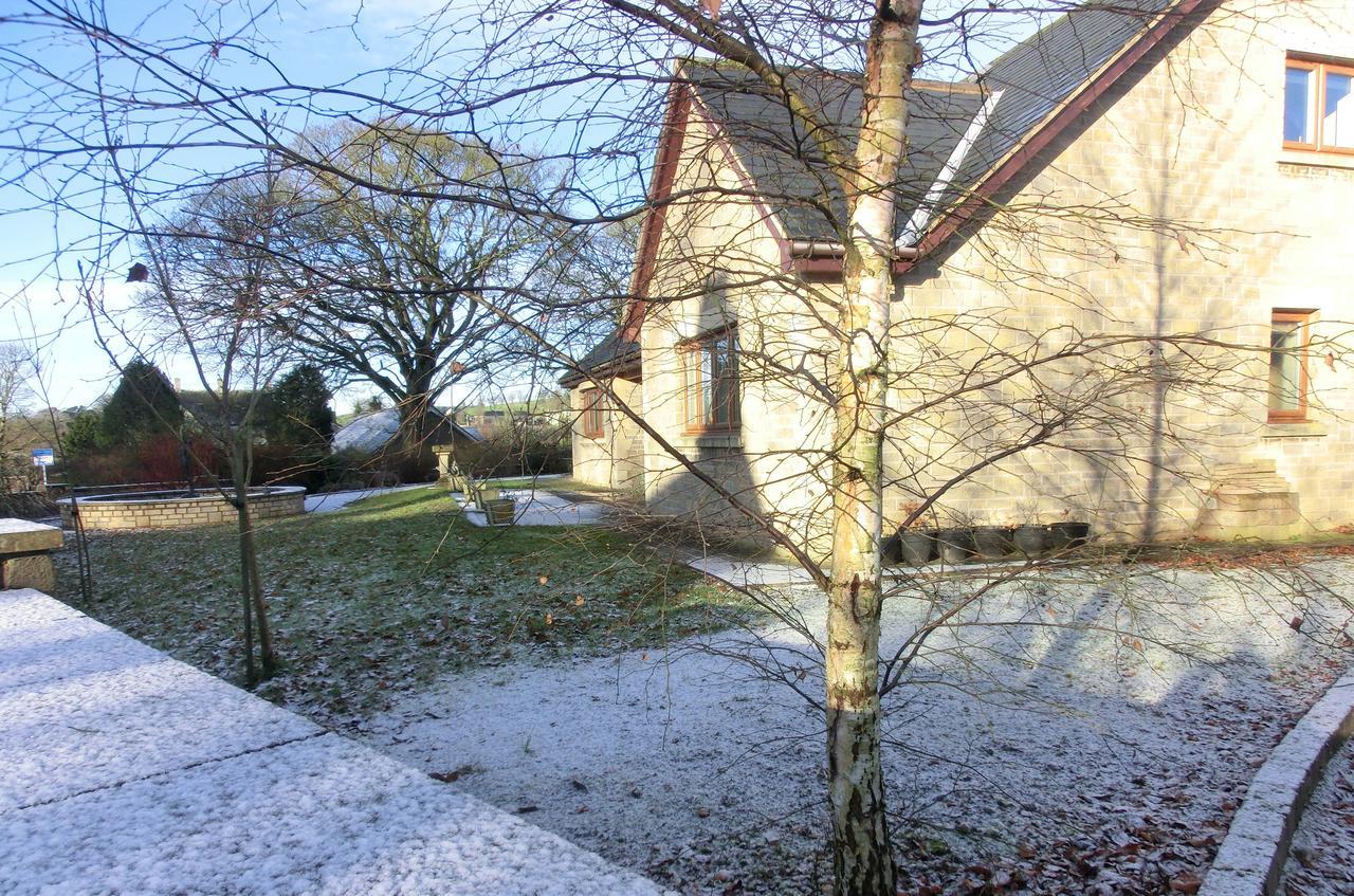 The Hollies On The Wall Gilsland Eksteriør bilde